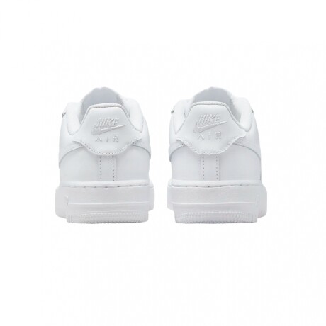 NIKE AIR FORCE 1 LE White