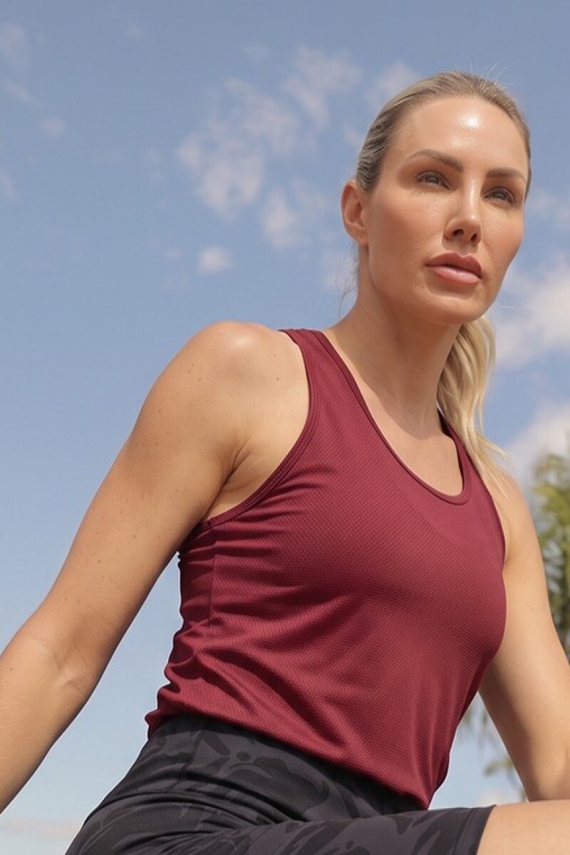 Musculosa de Microfibra. Musculosa de Microfibra.