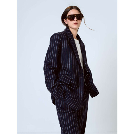 Blazer Clasin Comb 1