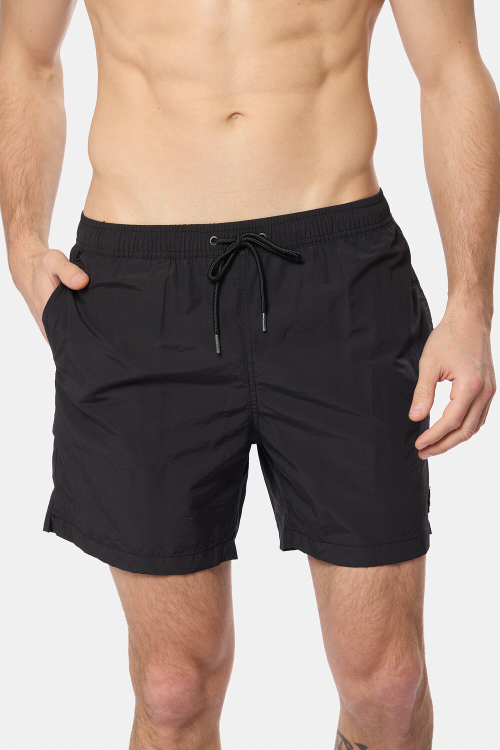 SHORT DE BAÑO LISO Negro