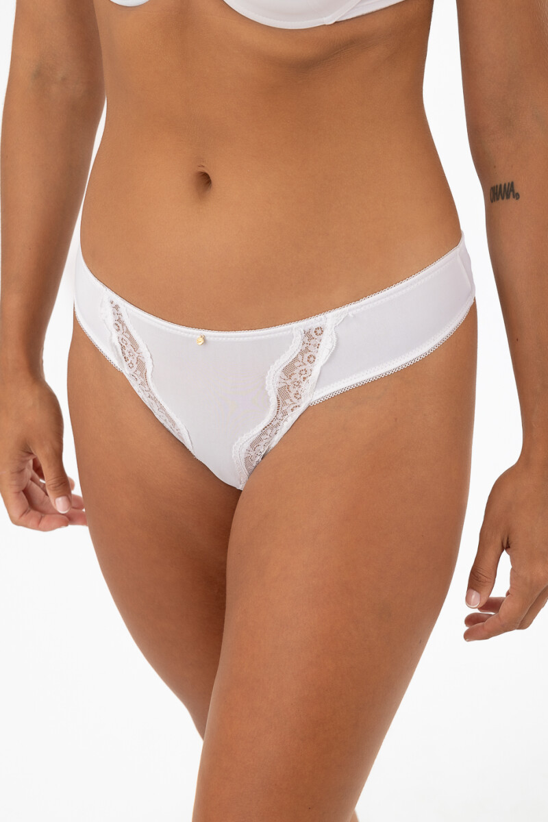 Colaless rita Blanco