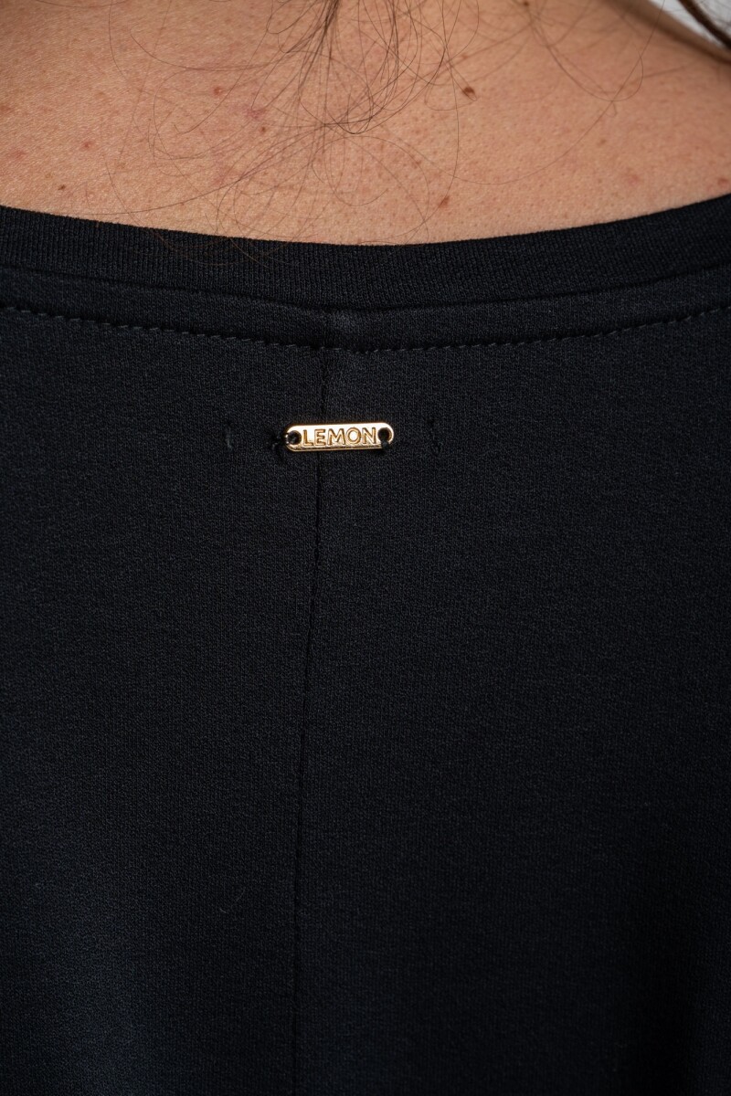 Remera Negro