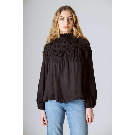 Blusa Runa Black