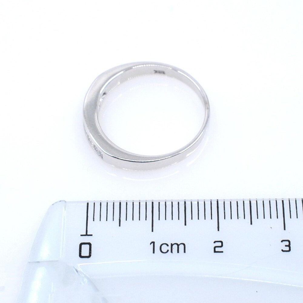 Anillo en oro 18k blanco y brillantes Anillo en oro 18k blanco y brillantes