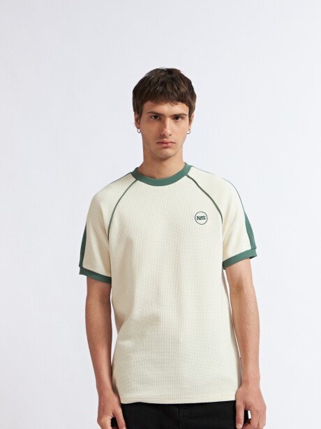 REMERA SPORT CRUDO
