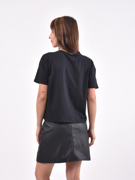 REMERA CATA NEGRO