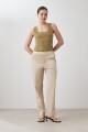 Pantalón recto beige