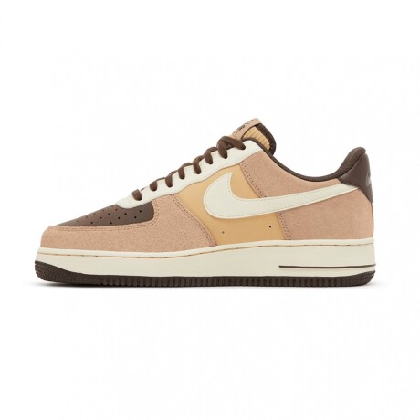 NIKE AIR FORCE 1 LOW LV8 Brown