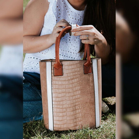 Matera Adhara Arena Croco