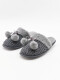 PANTUFLA POMPÓN GRIS
