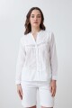 Camisa con bordados blanco