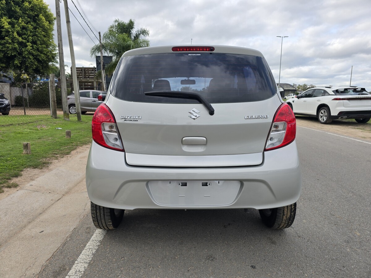 Suzuki Celerio GL 1.0 Extra Full| Permuta / Financia Suzuki Celerio GL 1.0 Extra Full| Permuta / Financia
