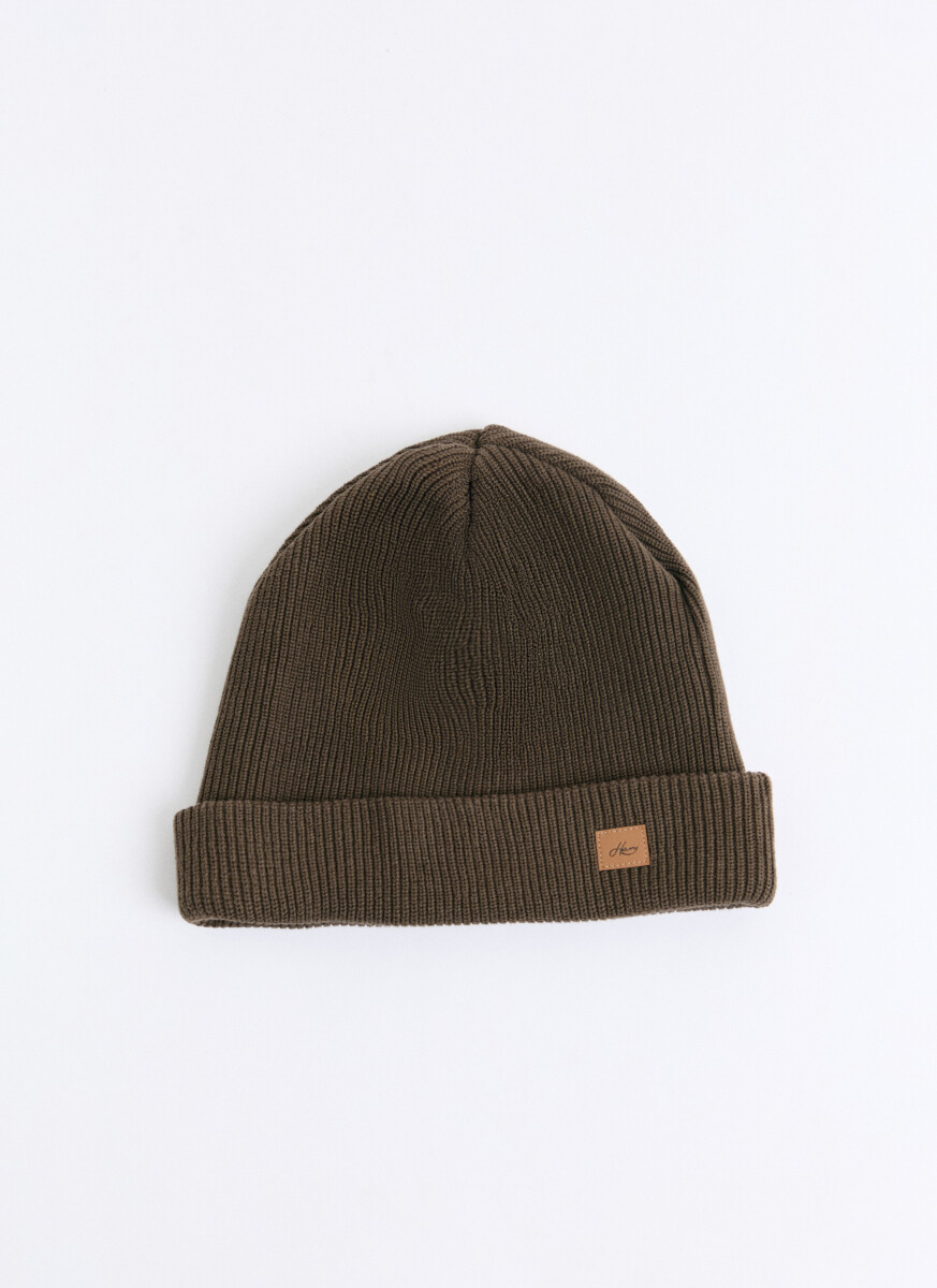 GORRO TEJIDO HARRY - Oliva 