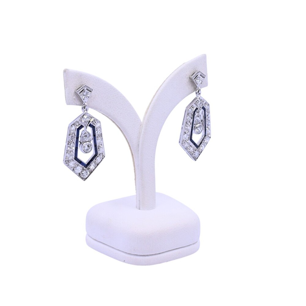 Caravanas oro 18 k blanco zafiros sintéticos y brillantes. Caravanas oro 18 k blanco zafiros sintéticos y brillantes.