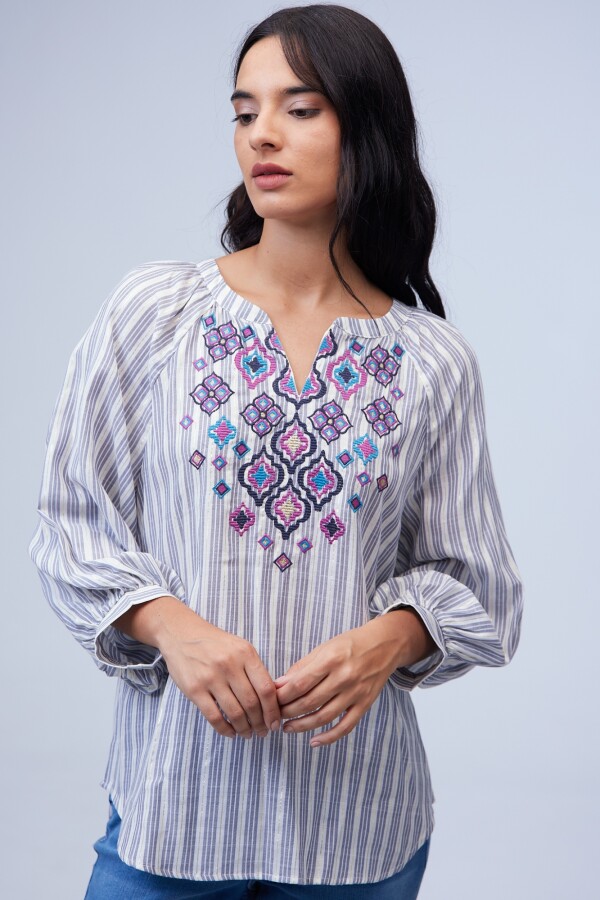 Blusa Bordada AZUL/MULTI