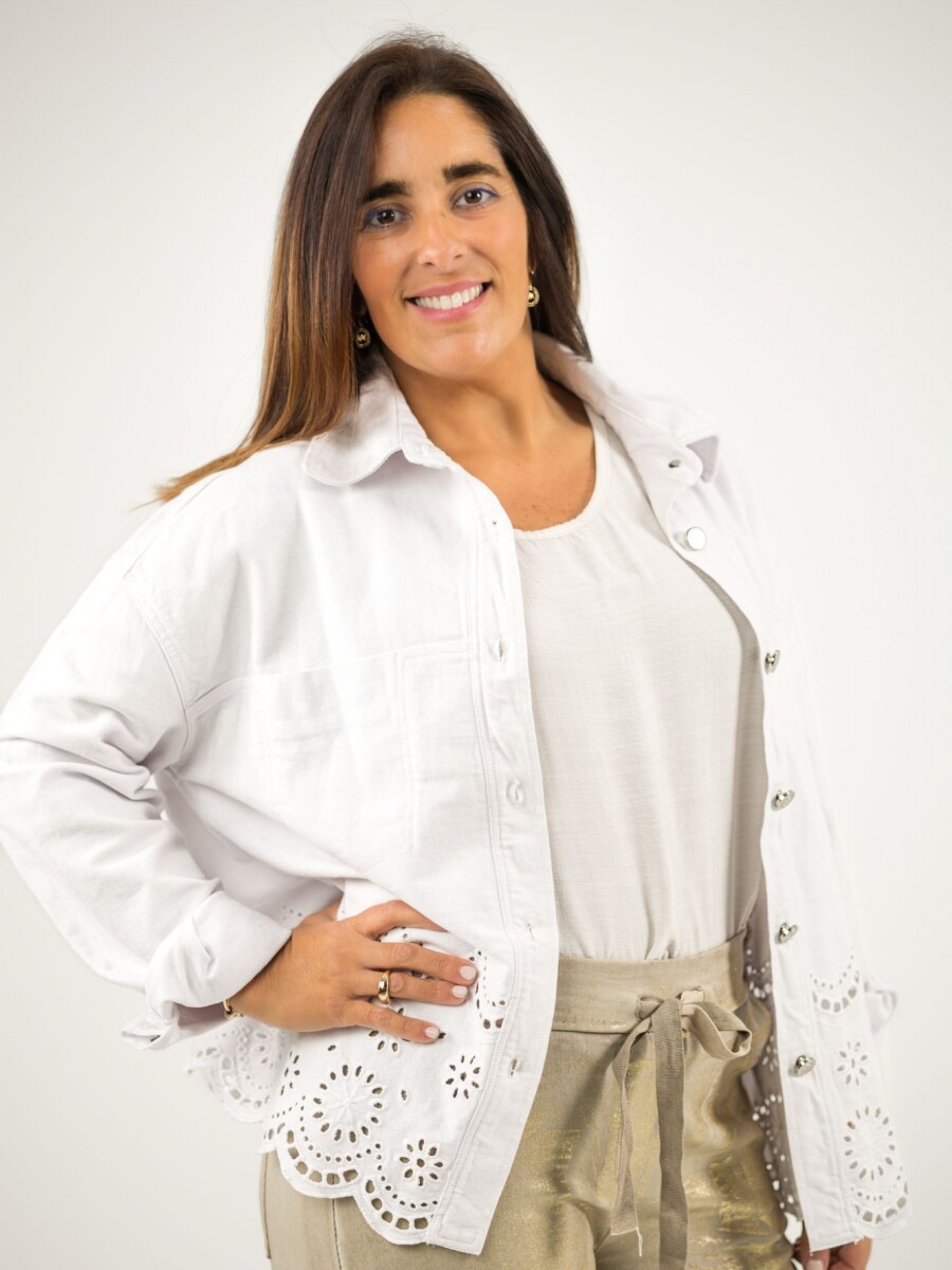 Chaqueta de Jean con broderie abajo Blanca