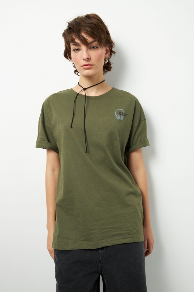REMERA DRUMS Verde Militar