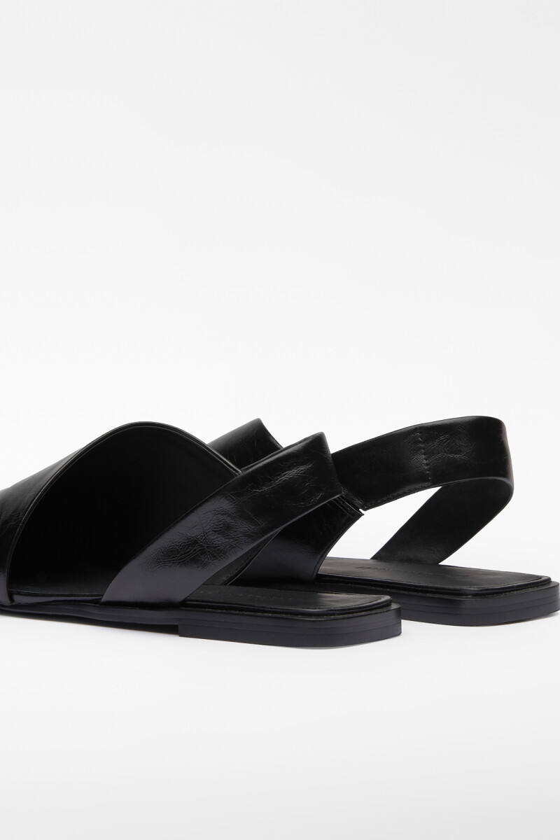 ZAPATO CUMBRE I Negro