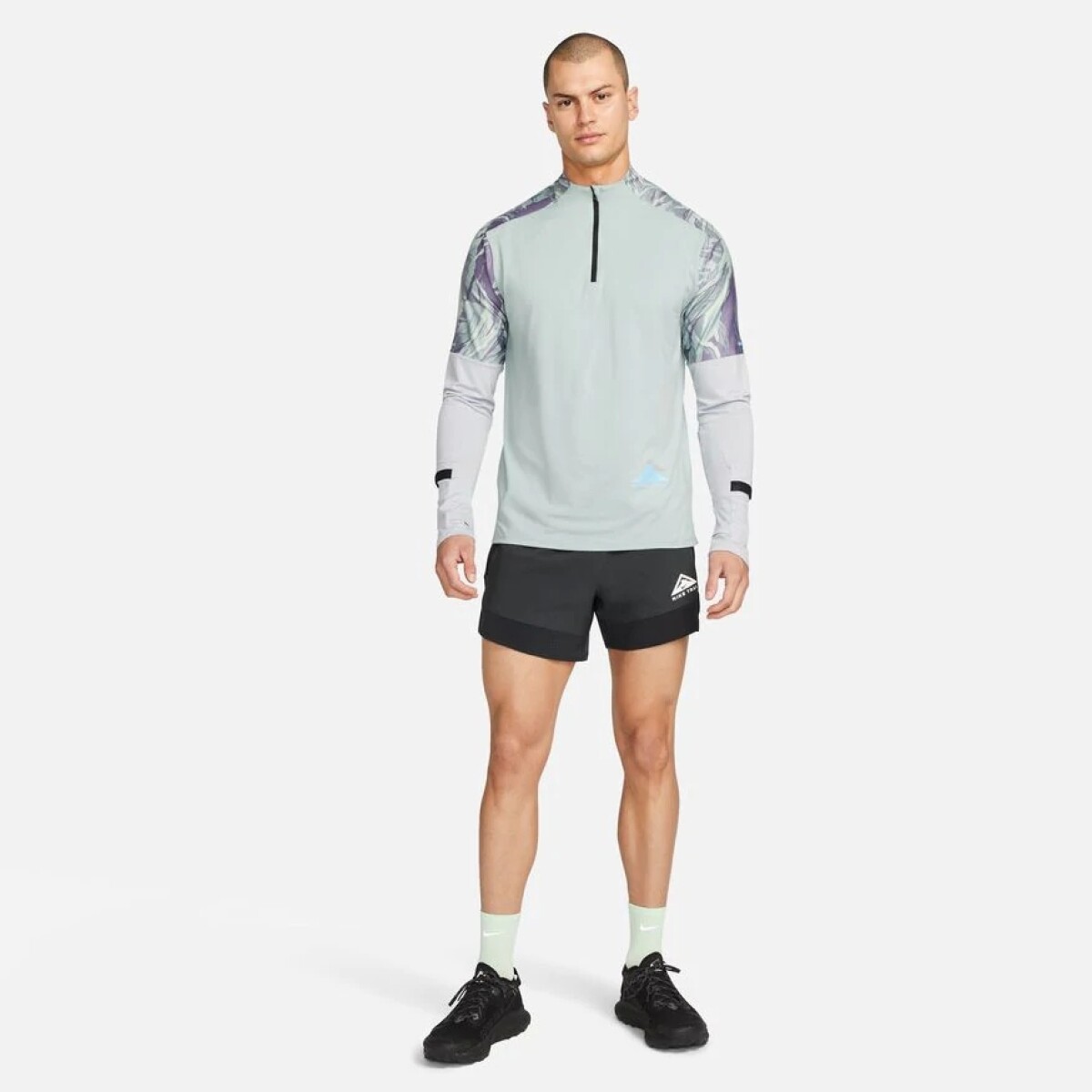 Buzo Nike Running Hombre Medio Cierre TRAIL - Color Único 