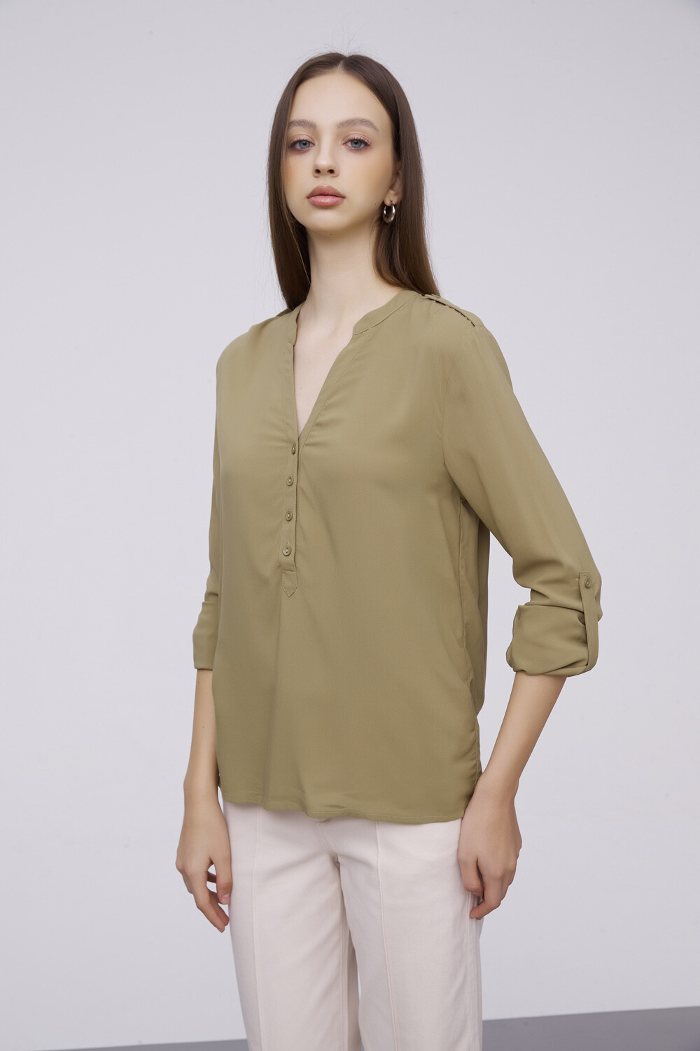 Blusa Yura Verde Oliva Claro