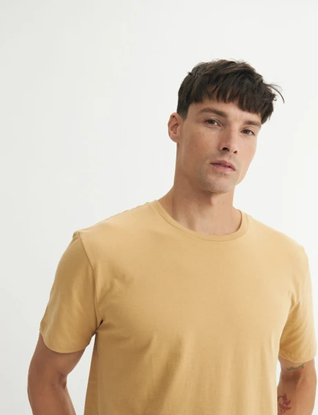 Remera básica Lennie Dulce de leche