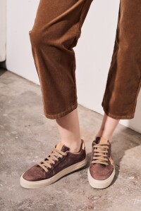 Jean Corduroy Recto Marrón