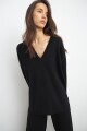 Sweater escote V negro