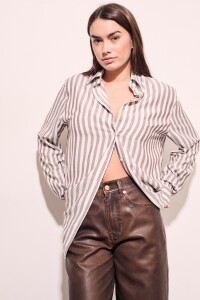 Blusa Raya Negra Y Cruda Cafe