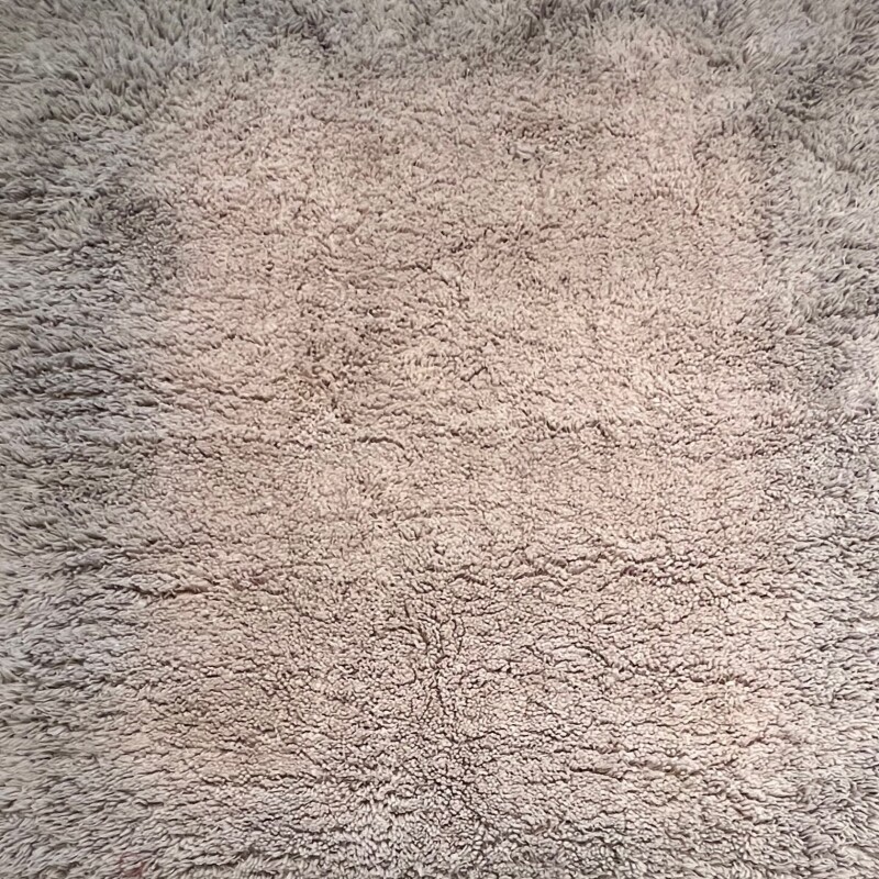 Alfombra Chamel 1.50 x 2.00mts - PRODUCTO CON DETALLES Alfombra Chamel 1.50 x 2.00mts - PRODUCTO CON DETALLES