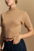 POLERA ZAMORA Beige Oscuro