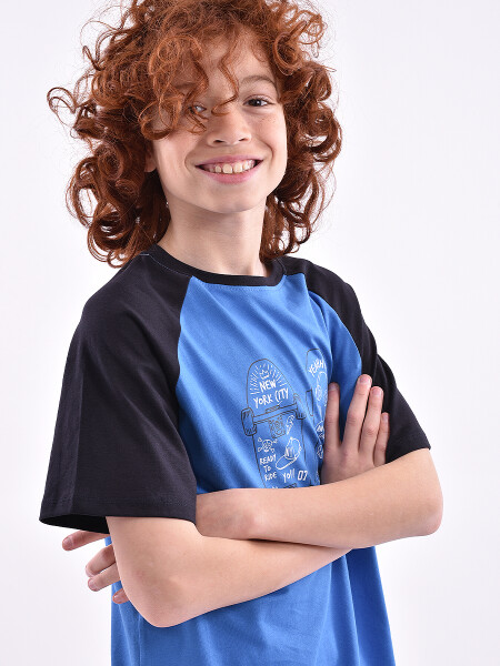 REMERA RANGLAN ESTAMPADO 5