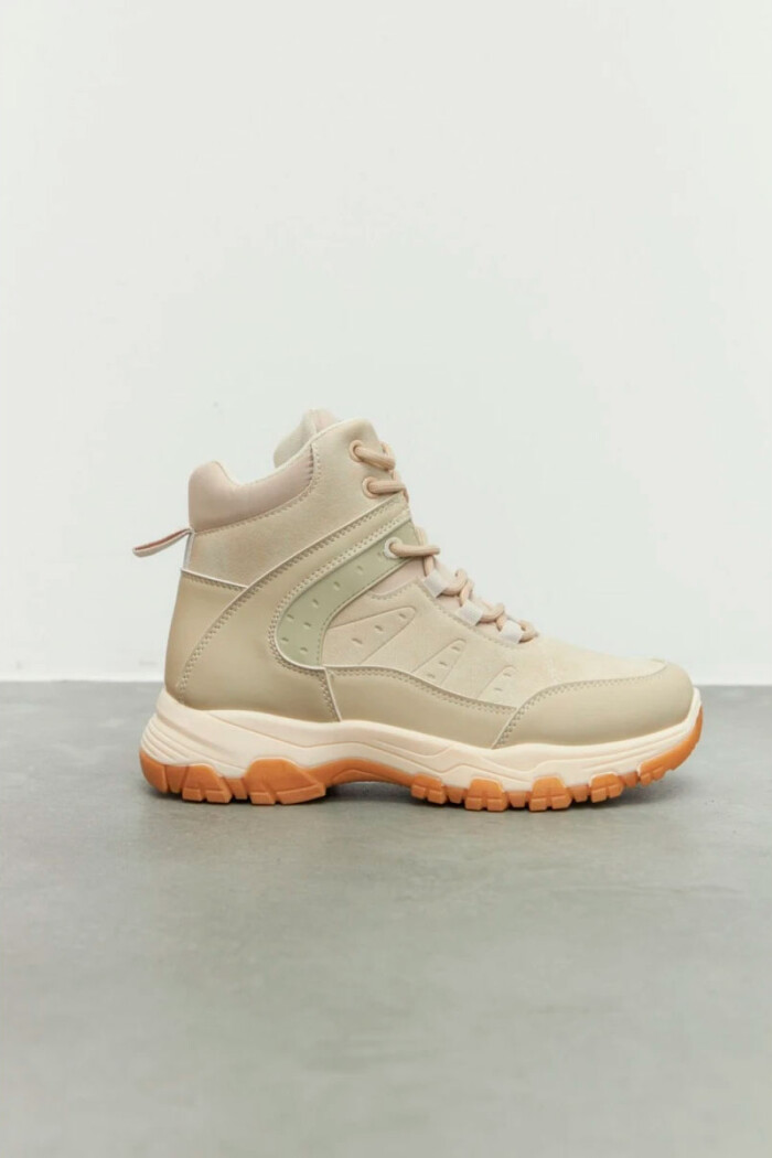 BOTA MUJER PADDOCK LOGI Beige