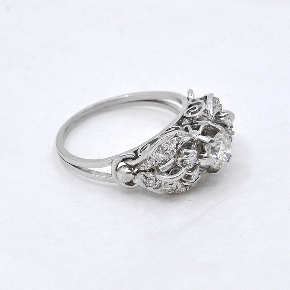 Anillo Antiguo En Oro 18K Y Brillantes Anillo Antiguo En Oro 18K Y Brillantes