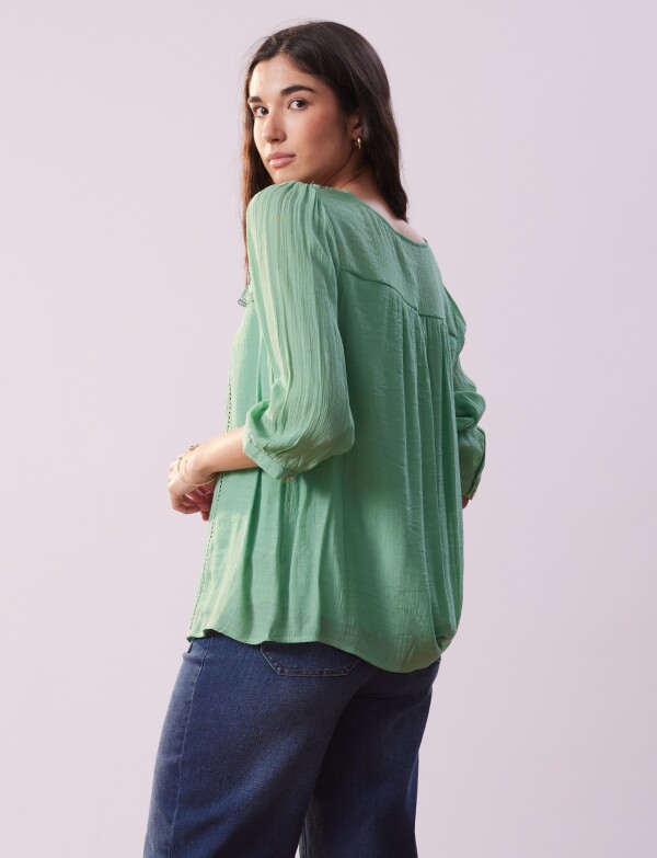 Blusa Crochet VERDE