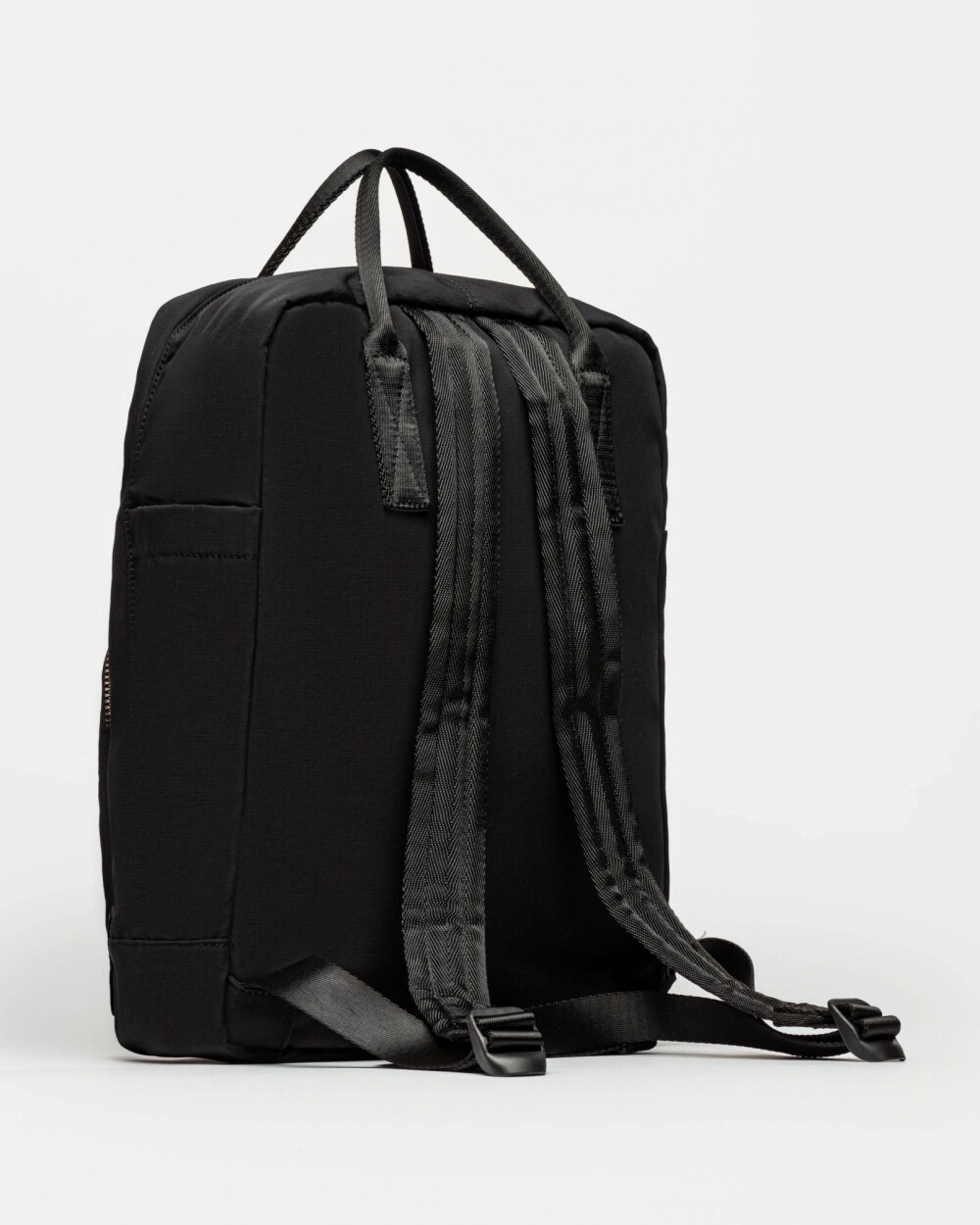 Mochila Forest en Nylon Negro