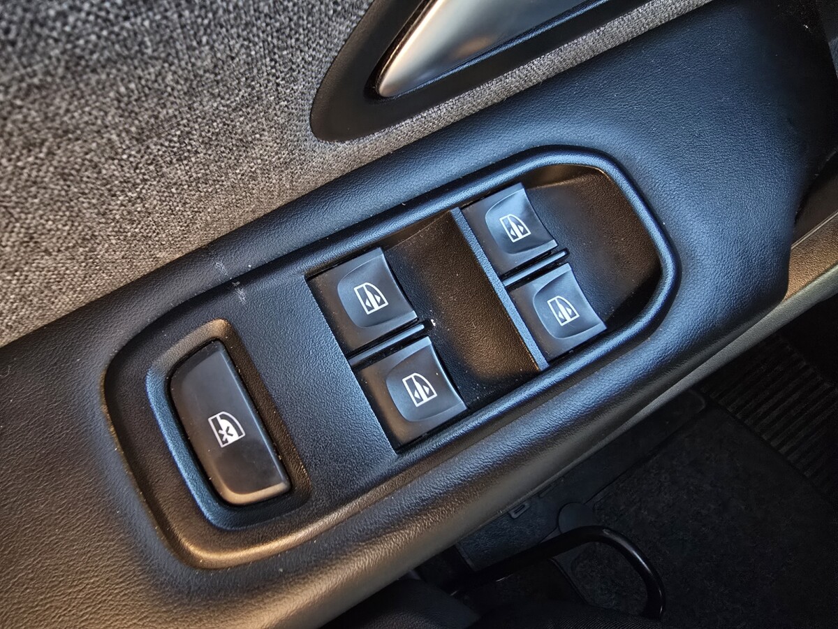 Renault Duster Intens 1.6 CVT Extra Full| Permuta / Financia Renault Duster Intens 1.6 CVT Extra Full| Permuta / Financia
