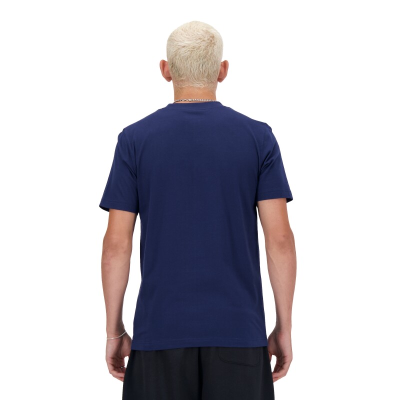 Remera New Balance de Hombre - STACKED LOGO - MT41502NNY BLUE