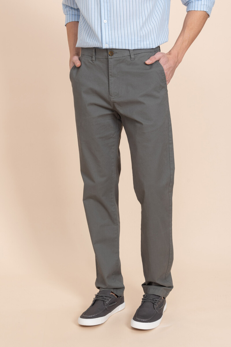Pantalón chino Gris