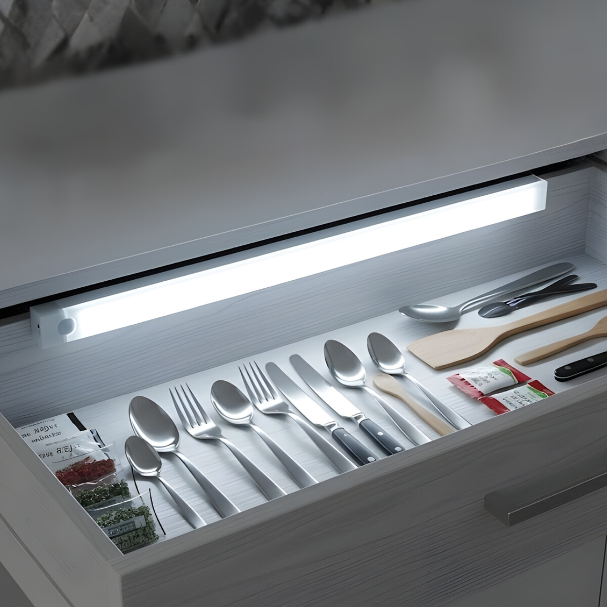 Tubo de luz LED recargable 50 cm - BLANCO 