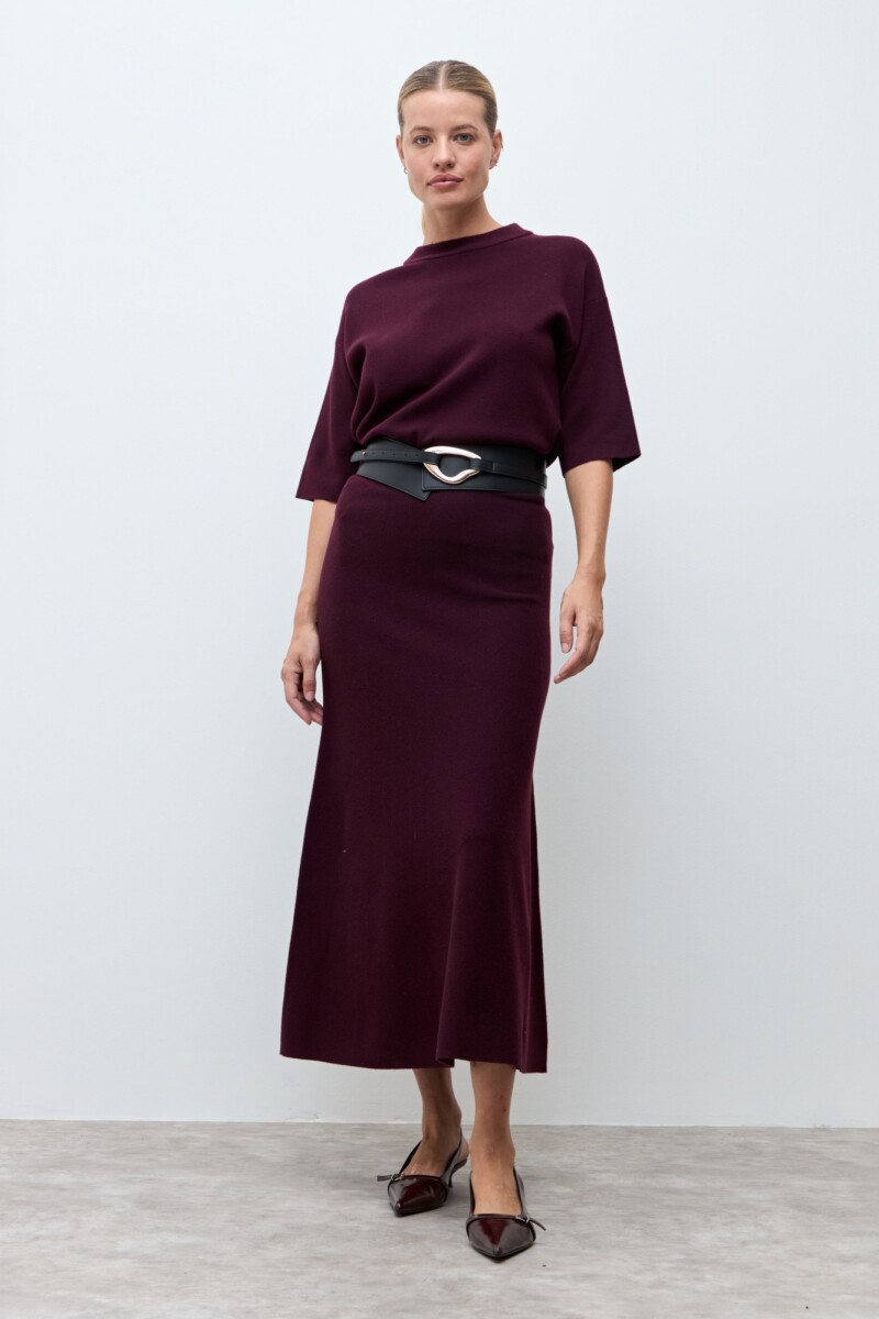 Falda tejida ciruela