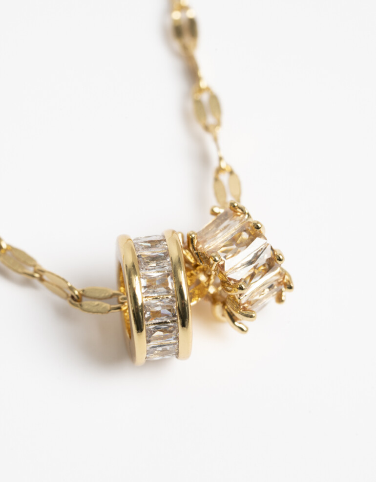 Cadena Corta con Dije Cubic zirconia Collar Con Charms De Cubic Zirconia - Dorado