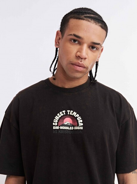 REMERA NERJA NEGRO