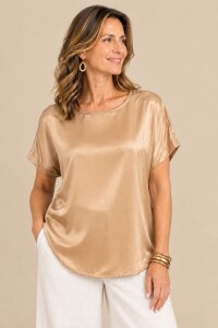 REMERA REMANSO Camel