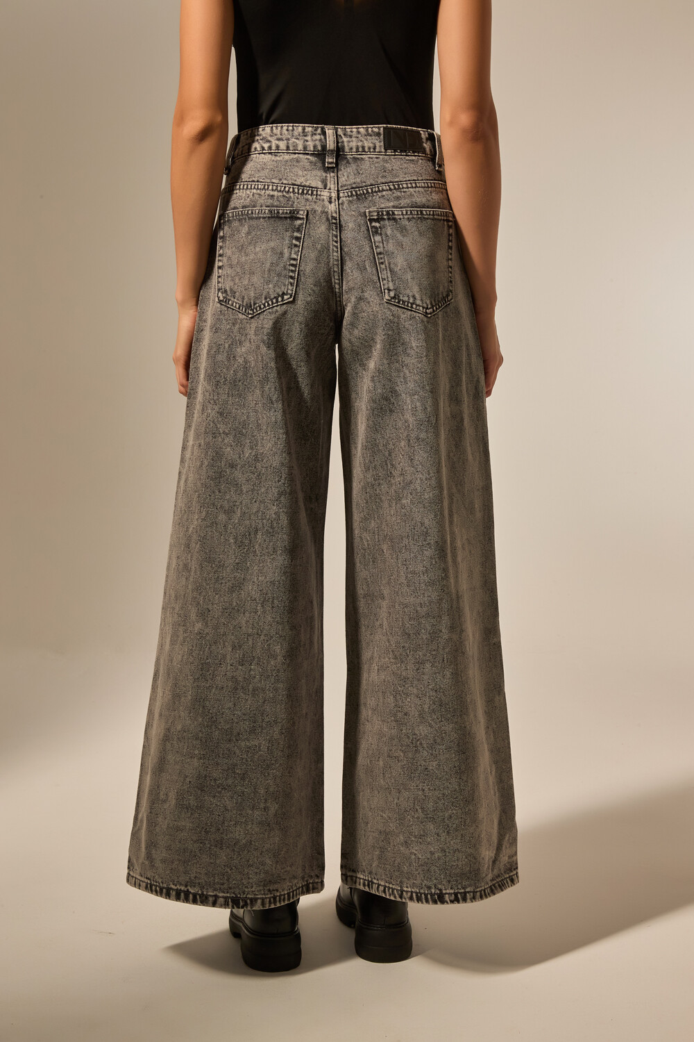 Pantalon Elka Gris Claro
