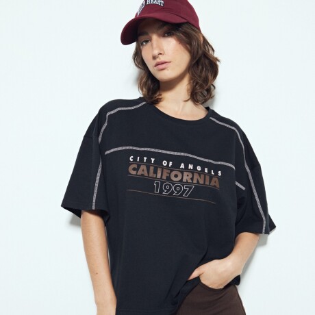 REMERA MAGNOLIO Negro