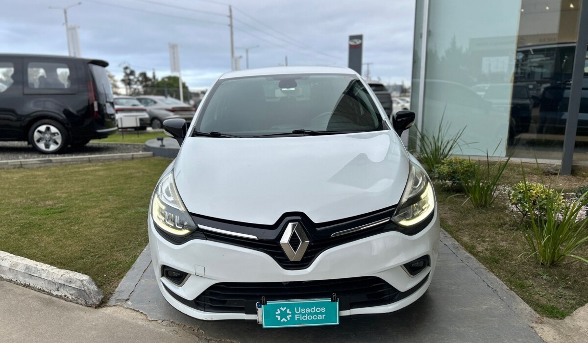 Renault Clio 1.2 Expression - 2017 Renault Clio 1.2 Expression - 2017