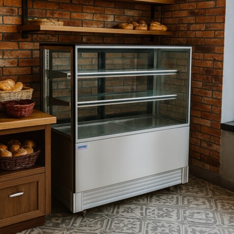 Vitrina Recta 150 x 70 x 120 cm Vitrina Recta 150 x 70 x 120 cm