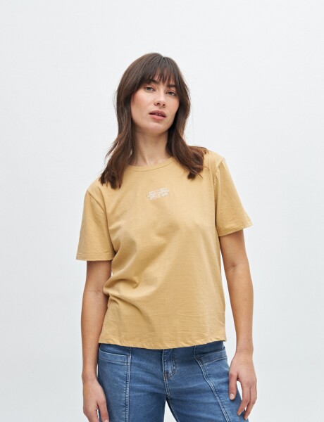 Remera básica Alaina Dulce de leche