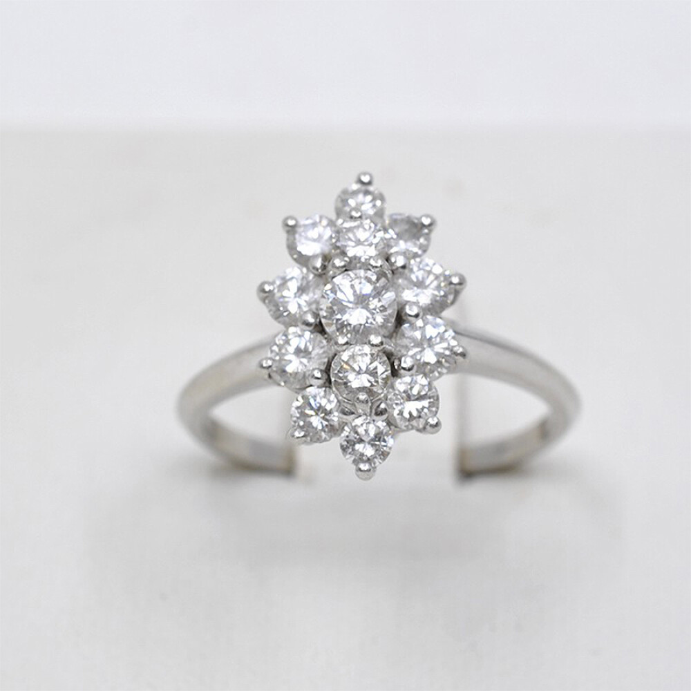 Anillo Platino Y Brillantes. Anillo Platino Y Brillantes.