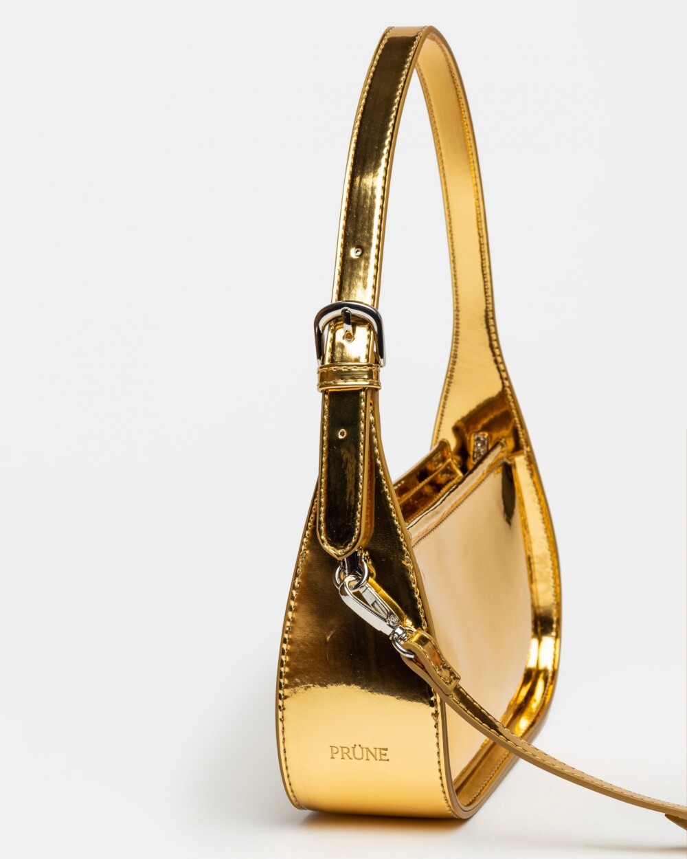 Cartera al hombro Leaf en efecto cuero charol Metalizado